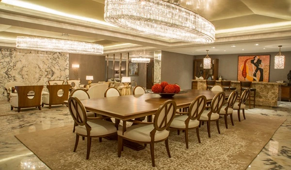 Prestige Highland Hideaway Dining Area